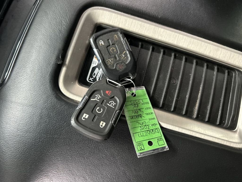 Used 2018 GMC Yukon Denali w/ Open Road Package AWD/4WD image 12
