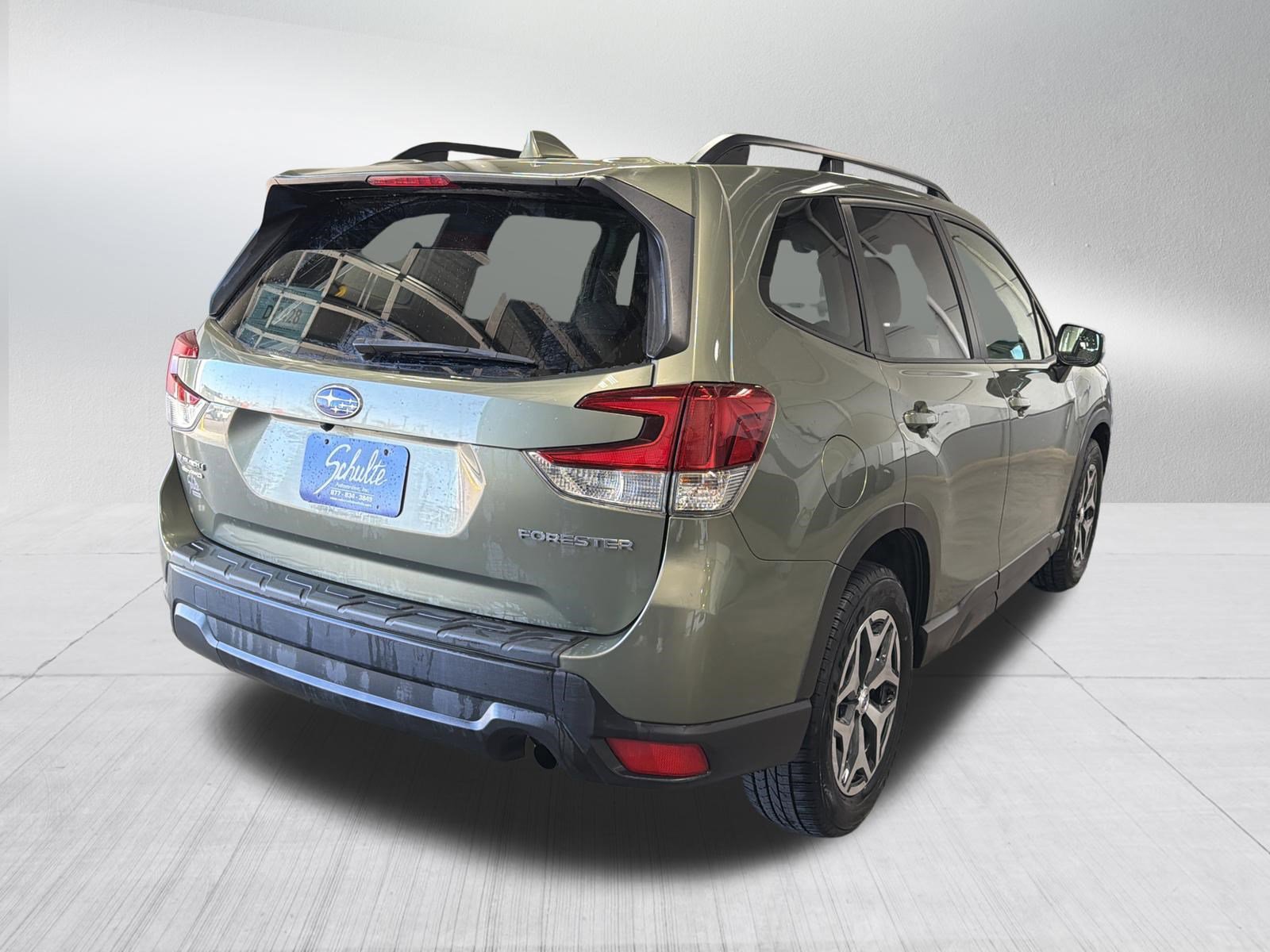 Used 2020 Subaru Forester Premium AWD/4WD image 7