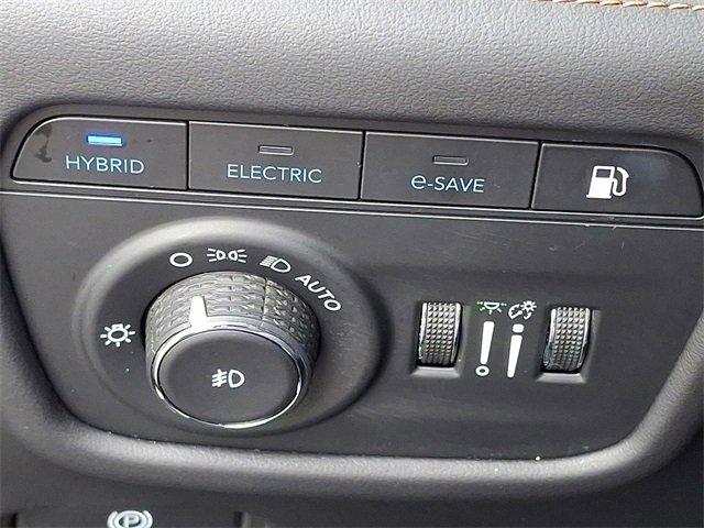 Used 2022 Jeep Grand Cherokee Summit image 23