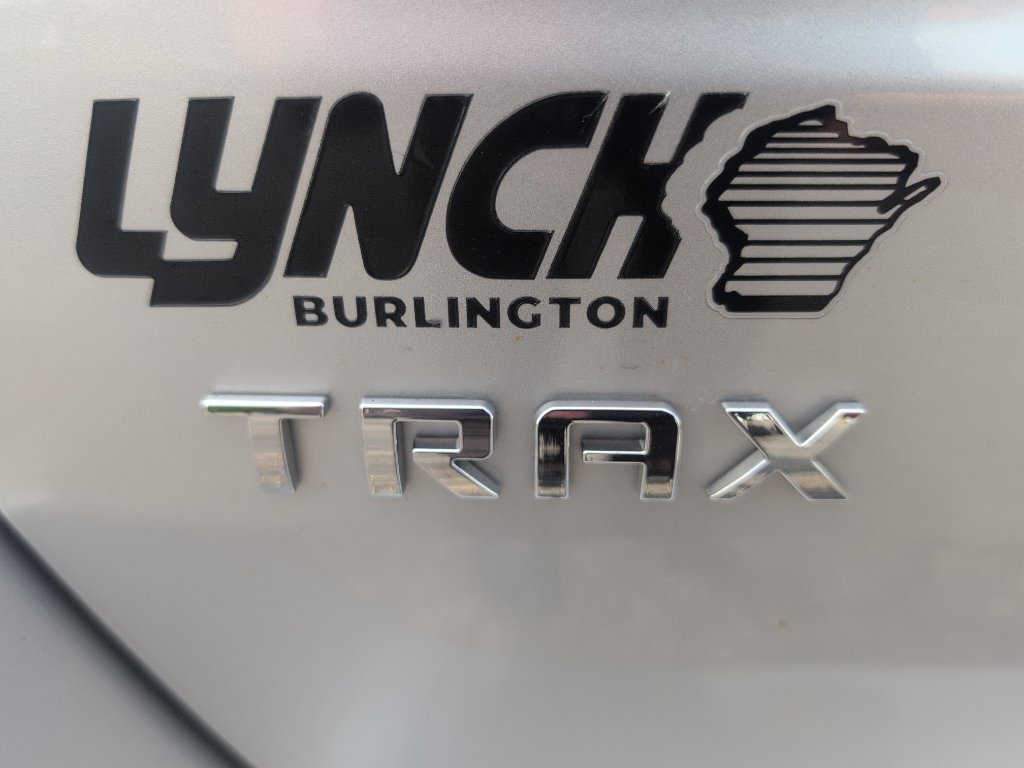 Used 2019 Chevrolet Trax LT w/ LT Convenience Package FWD image 30