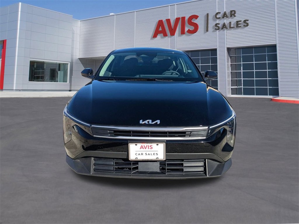 Used 2025 Kia K4 LXS image 2