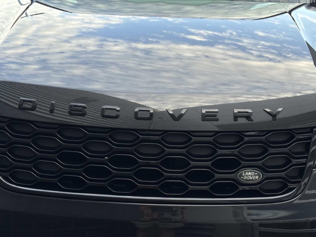 Certified 2024 Land Rover Discovery Dynamic SE AWD/4WD image 11