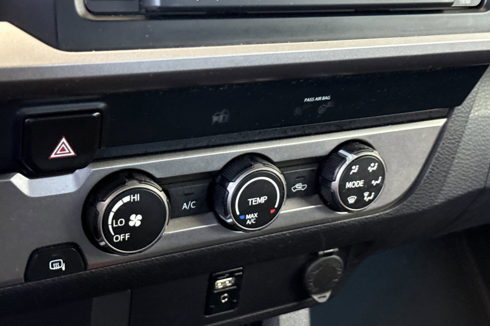 Used 2019 Toyota Tacoma SR5 image 17