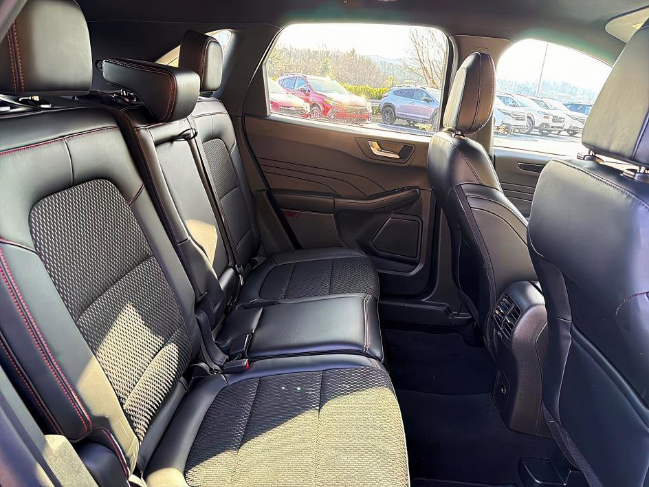 Used 2025 Ford Escape ST-Line w/ Tech Pack #1 image 21