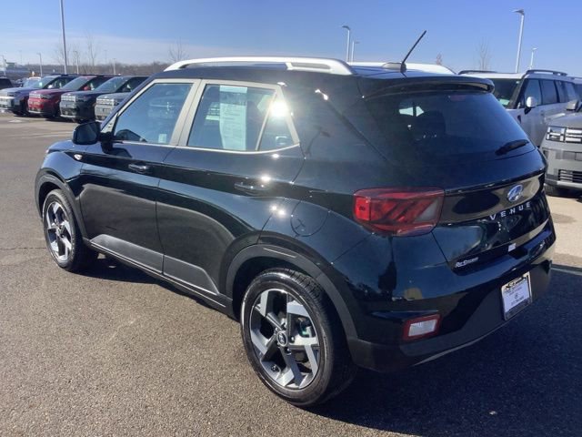 Certified 2026 Hyundai Venue SEL image 8