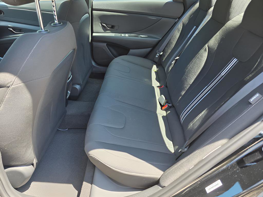 New 2026 Hyundai Elantra Sport FWD image 11