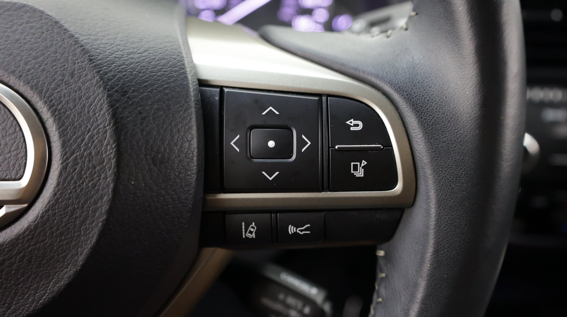 Used 2018 Lexus RX 350 FWD w/ Accessory Package image 25