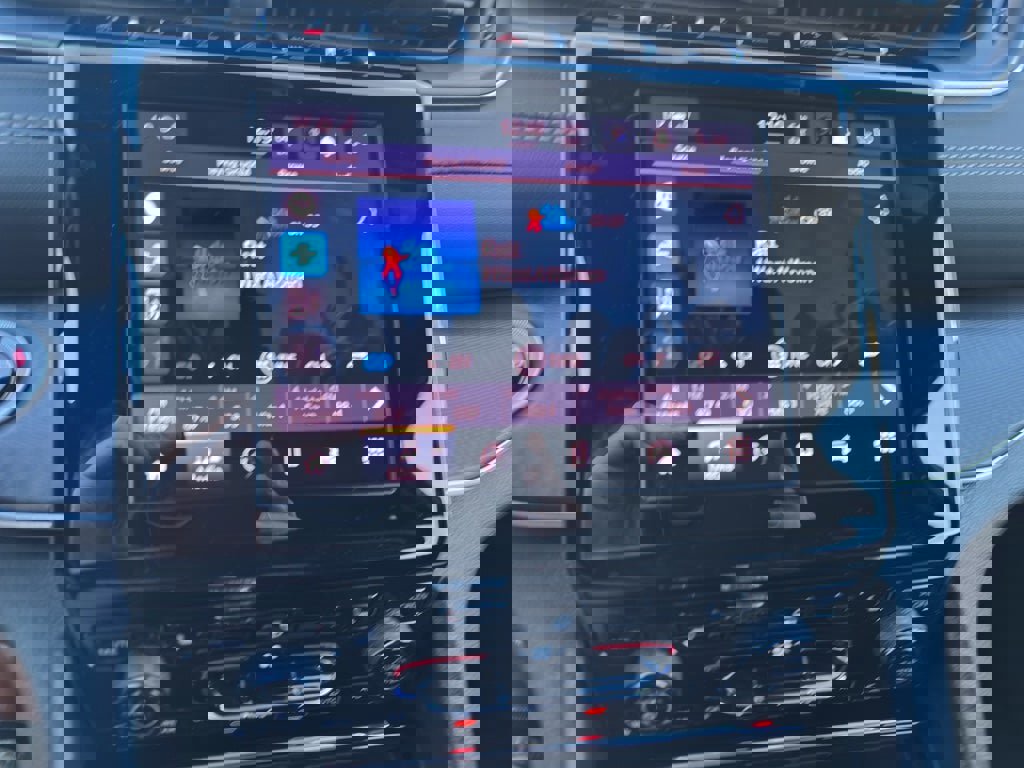 New 2025 Jeep Grand Cherokee Laredo X w/ Luxury Tech Group I image 16