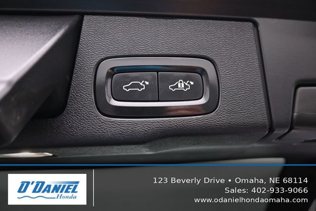 Used 2018 Volvo XC60 T5 Inscription AWD/4WD image 40