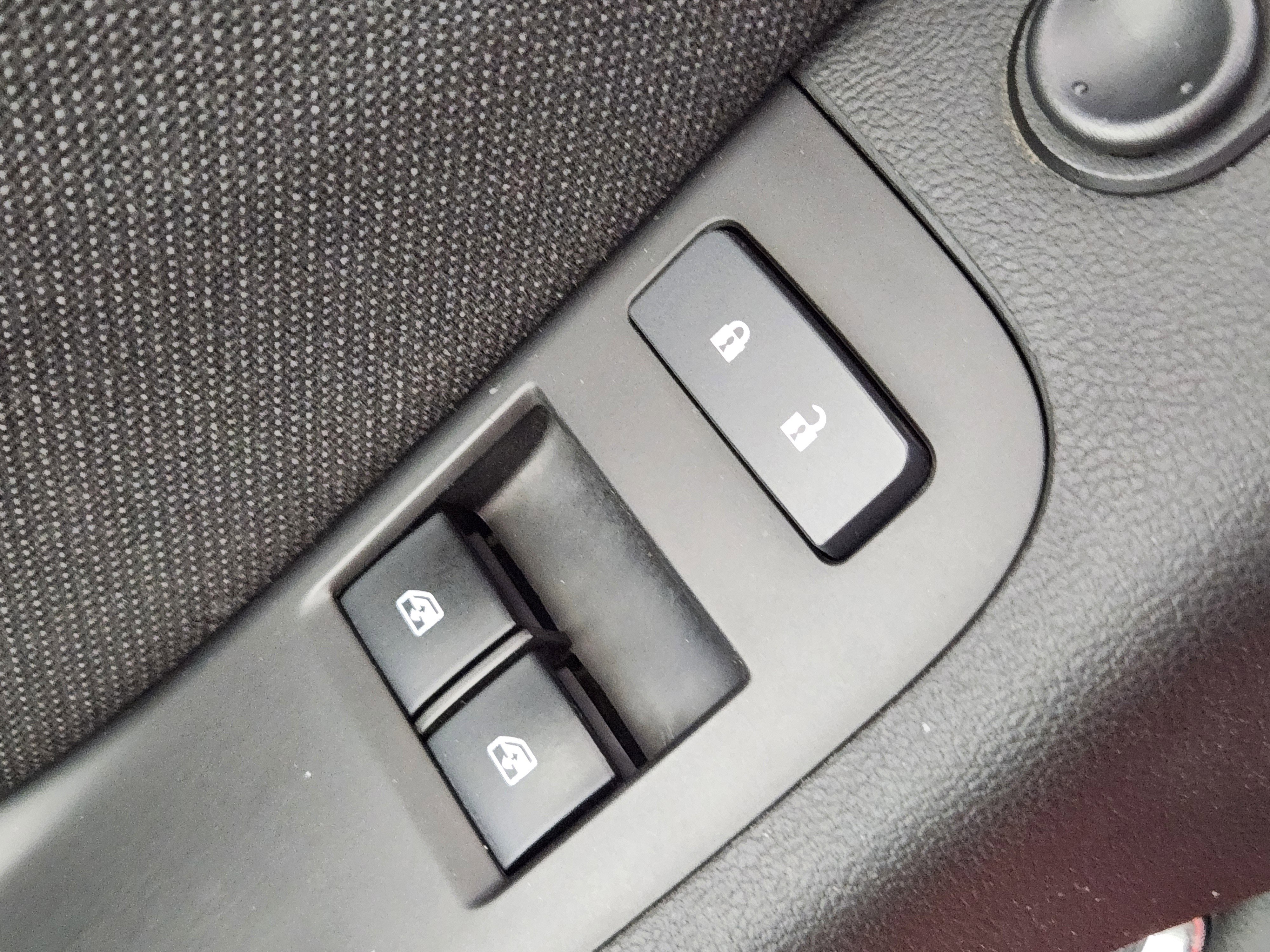 Used 2014 Chevrolet Camaro SS w/ SS Performance Package image 16