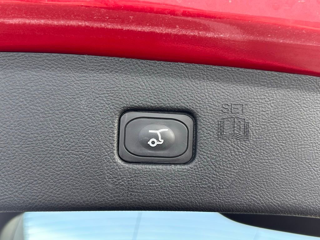 Certified 2024 Ford Edge SEL w/ Convenience Package image 18