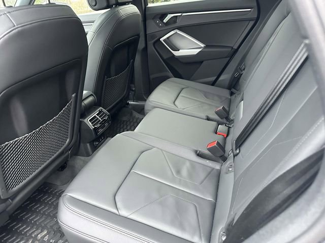 Certified 2025 Audi Q3 2.0T Premium w/ Convenience Package image 15
