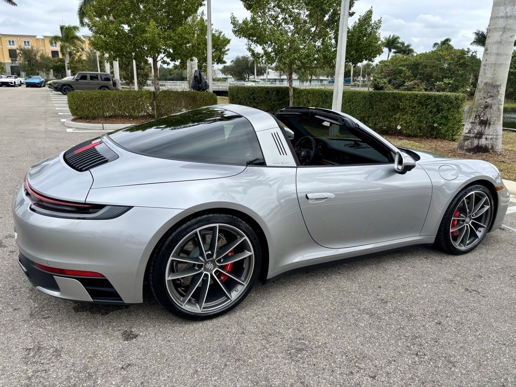 Used 2024 Porsche 911 Targa 4S image 7