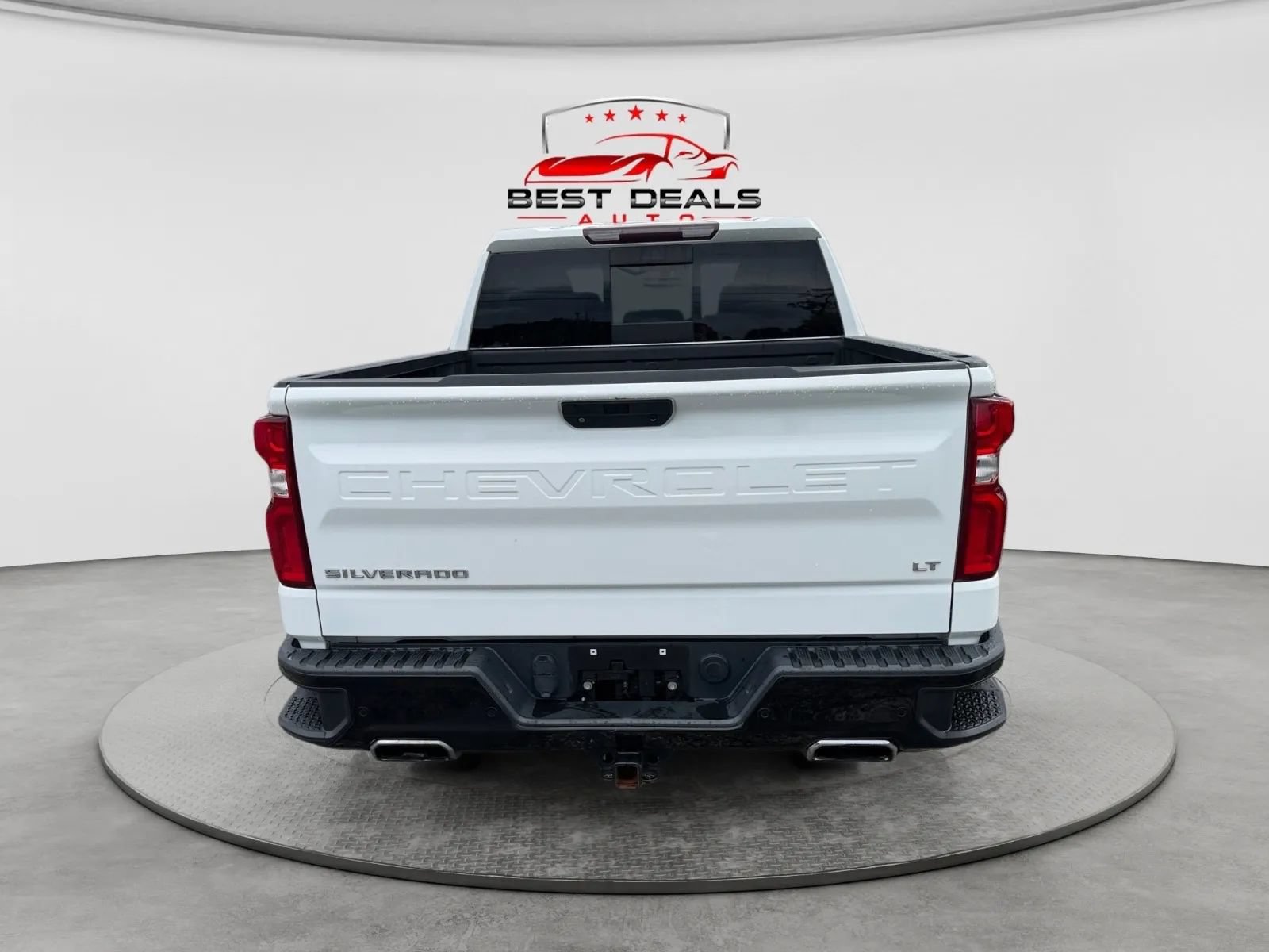 Used 2021 Chevrolet Silverado 1500 LT Trail Boss w/ Convenience Package II AWD/4WD image 4