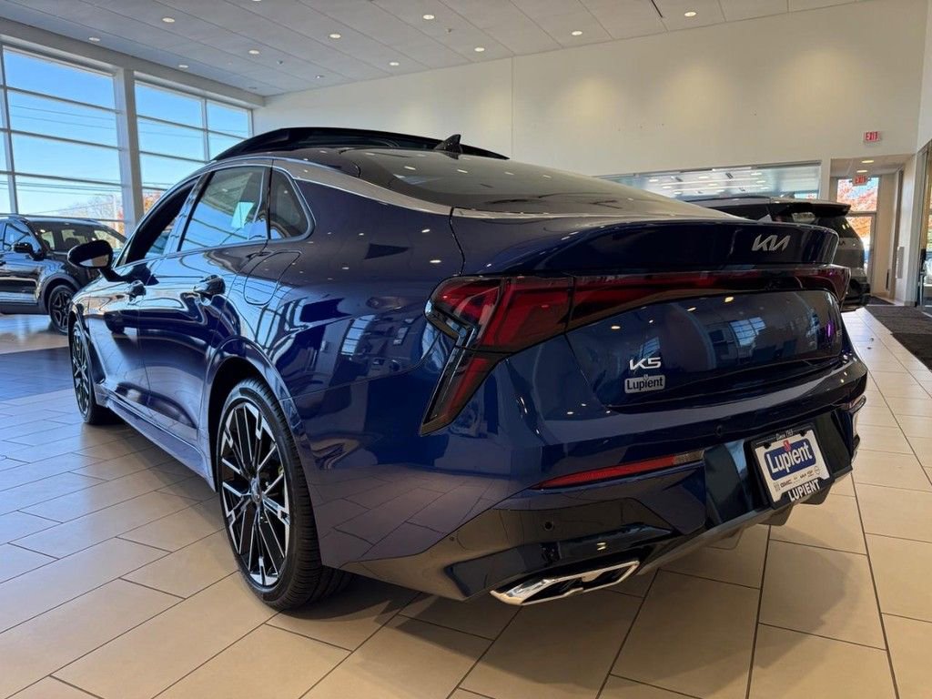 New 2026 Kia K5 GT image 3
