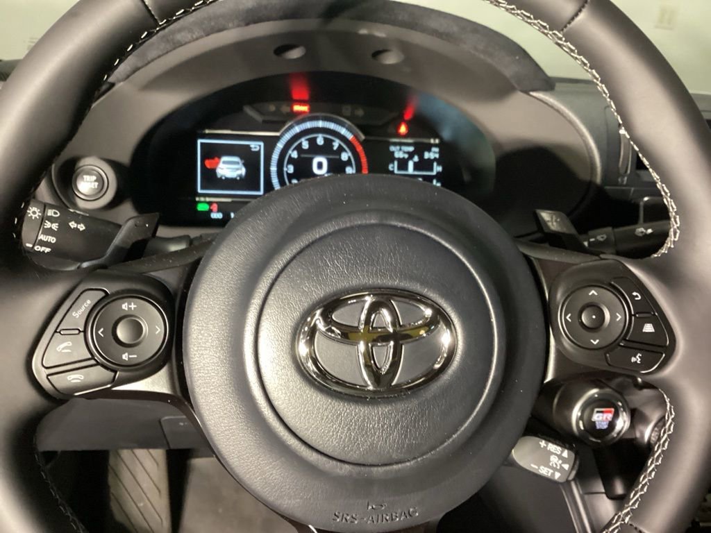 Used 2025 Toyota GR86 Premium w/ ALL Weather Mat Package (TMS) RWD image 19