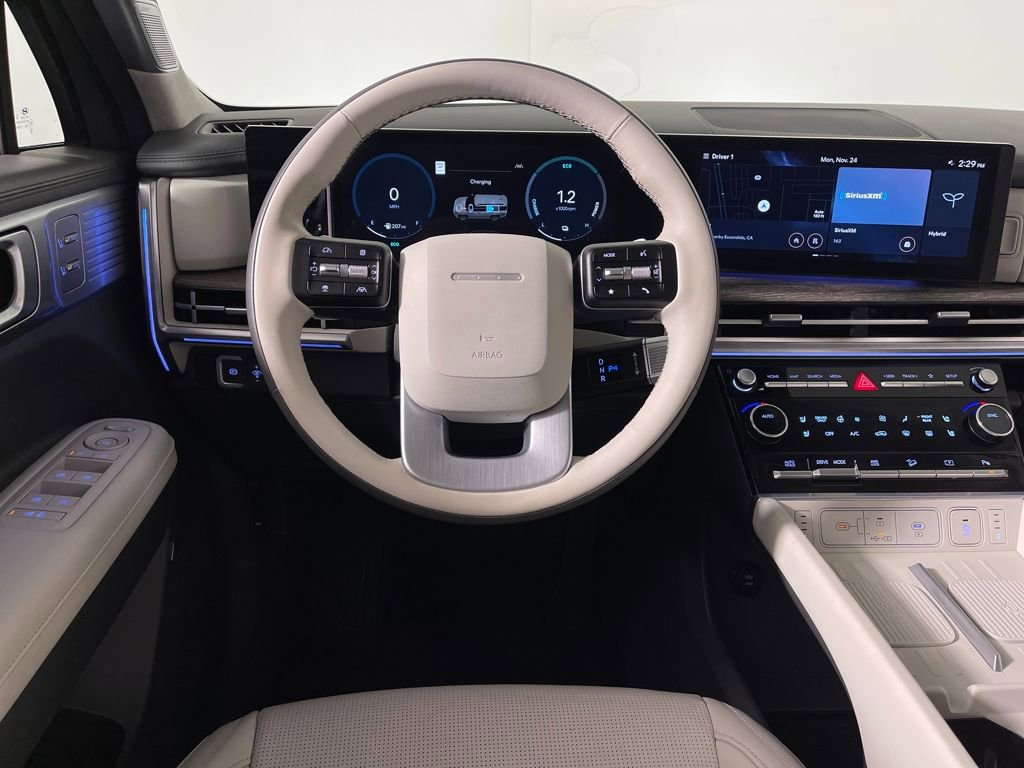 Certified 2025 Hyundai Santa Fe Calligraphy image 15