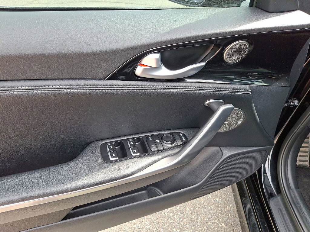 Used 2023 Kia Stinger GT-Line w/ Sun & Sound Package image 10