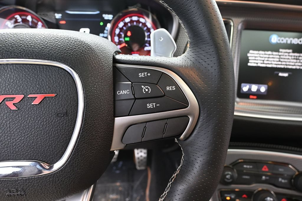 Used 2016 Dodge Challenger SRT Hellcat RWD image 23