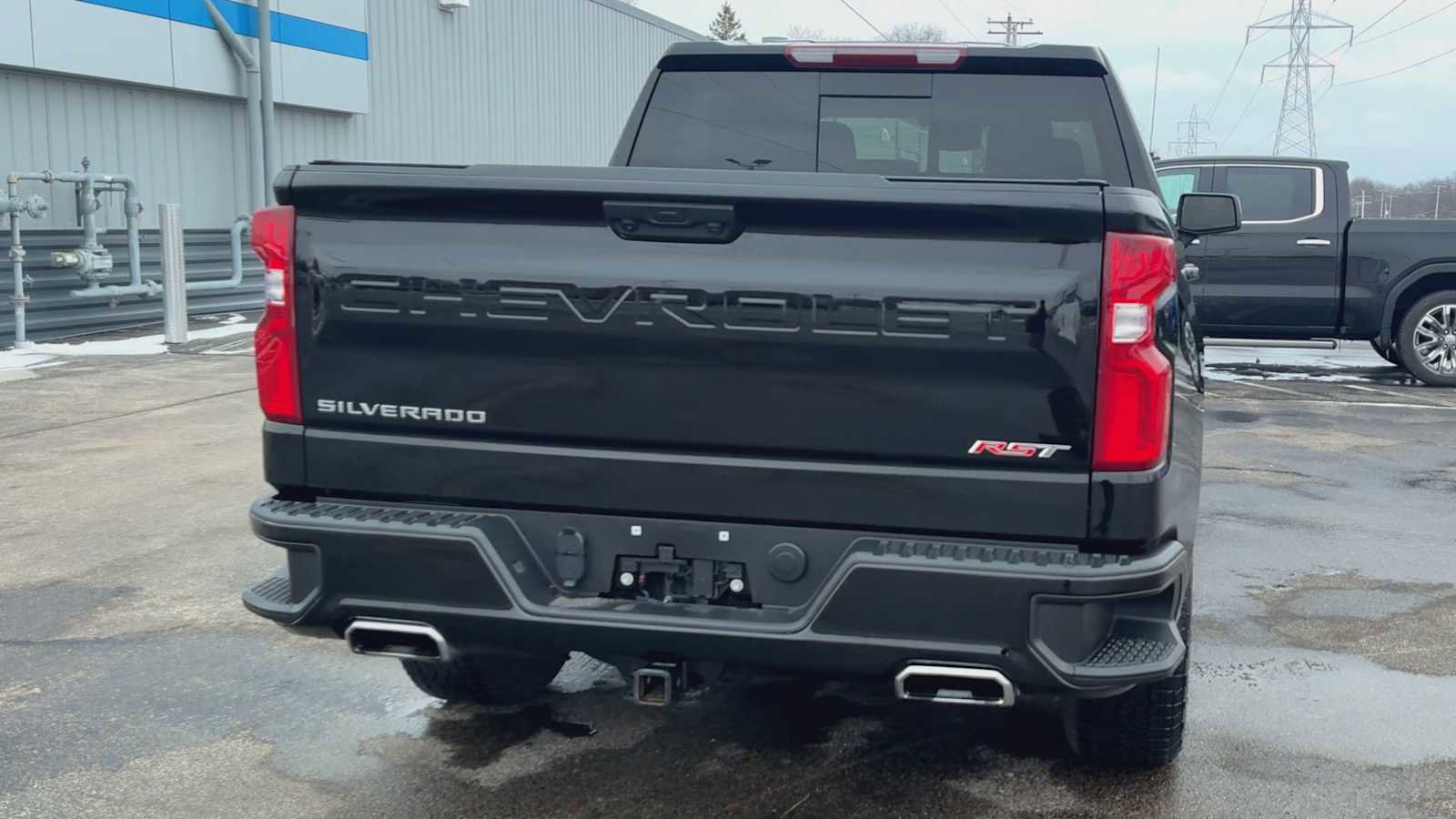 Used 2024 Chevrolet Silverado 1500 RST image 3