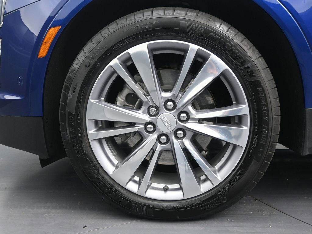 Used 2024 Cadillac XT5 Premium Luxury w/ Technology Package AWD/4WD image 10