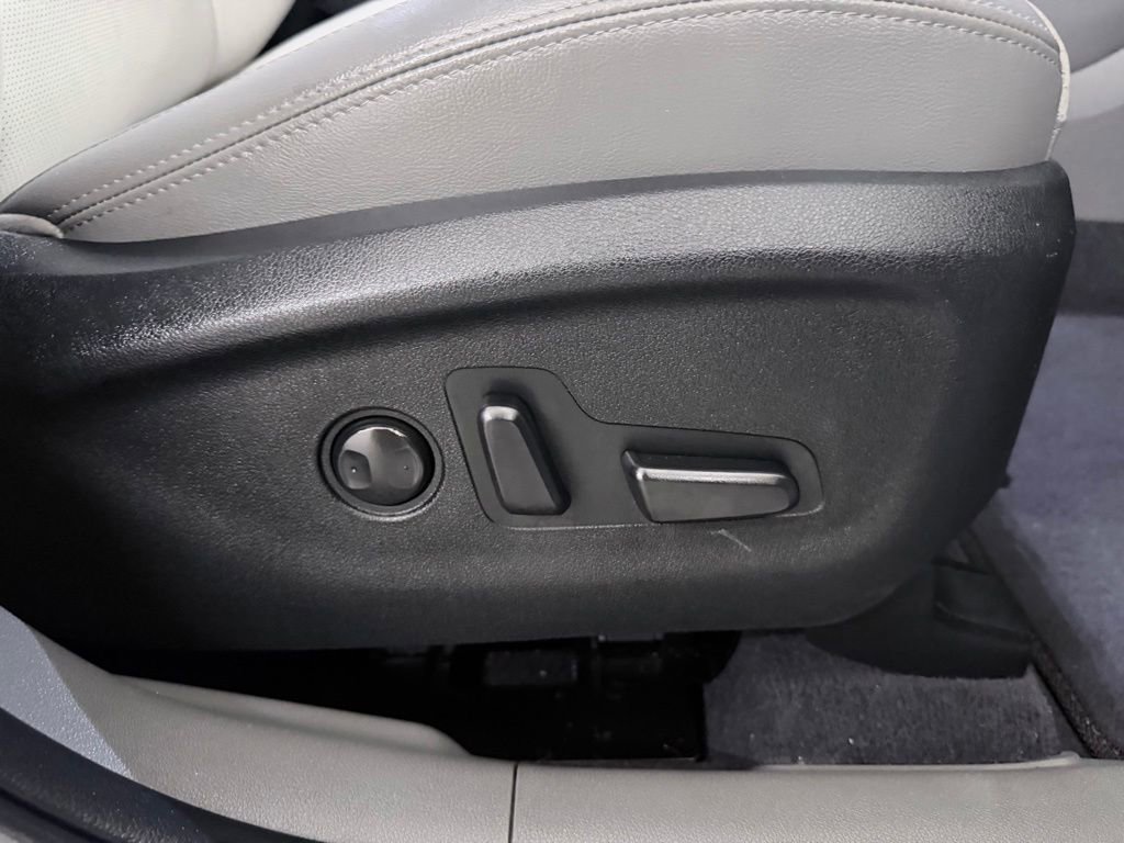 Used 2019 Kia Sorento SX FWD image 41