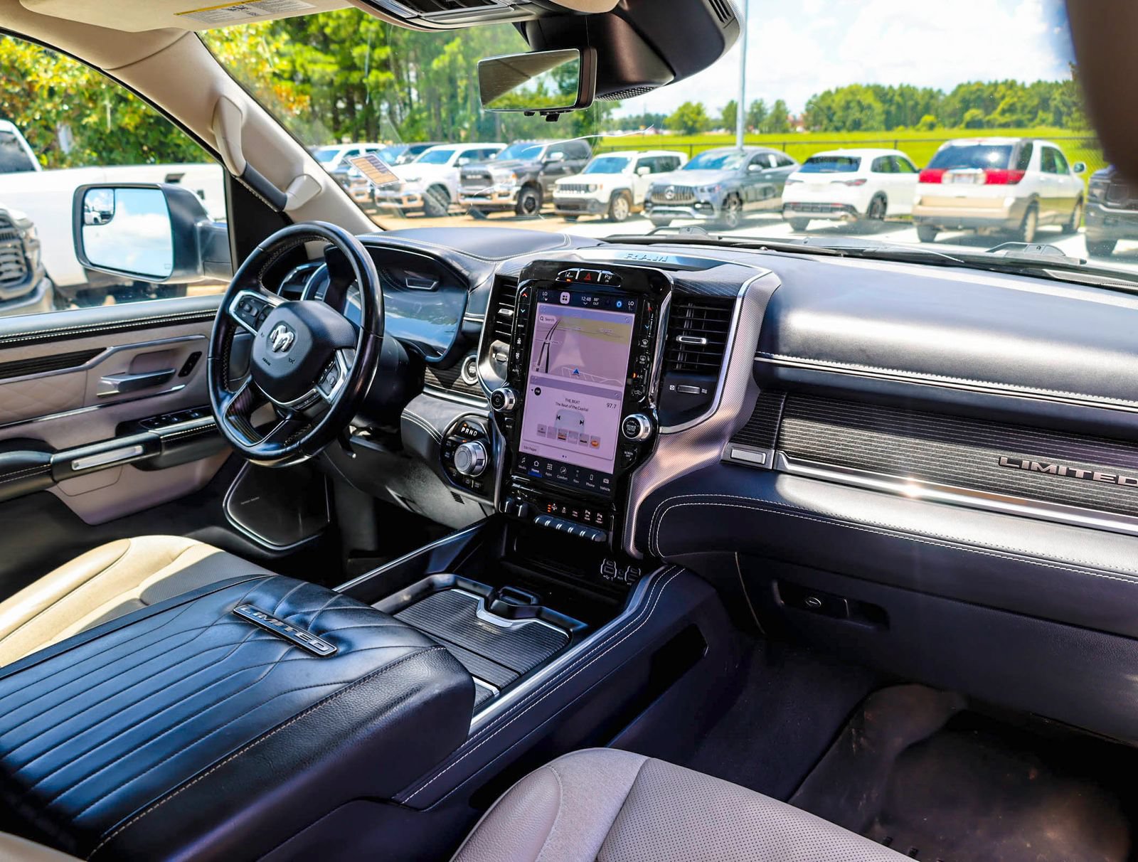 Used 2023 RAM 1500 Limited AWD/4WD image 10
