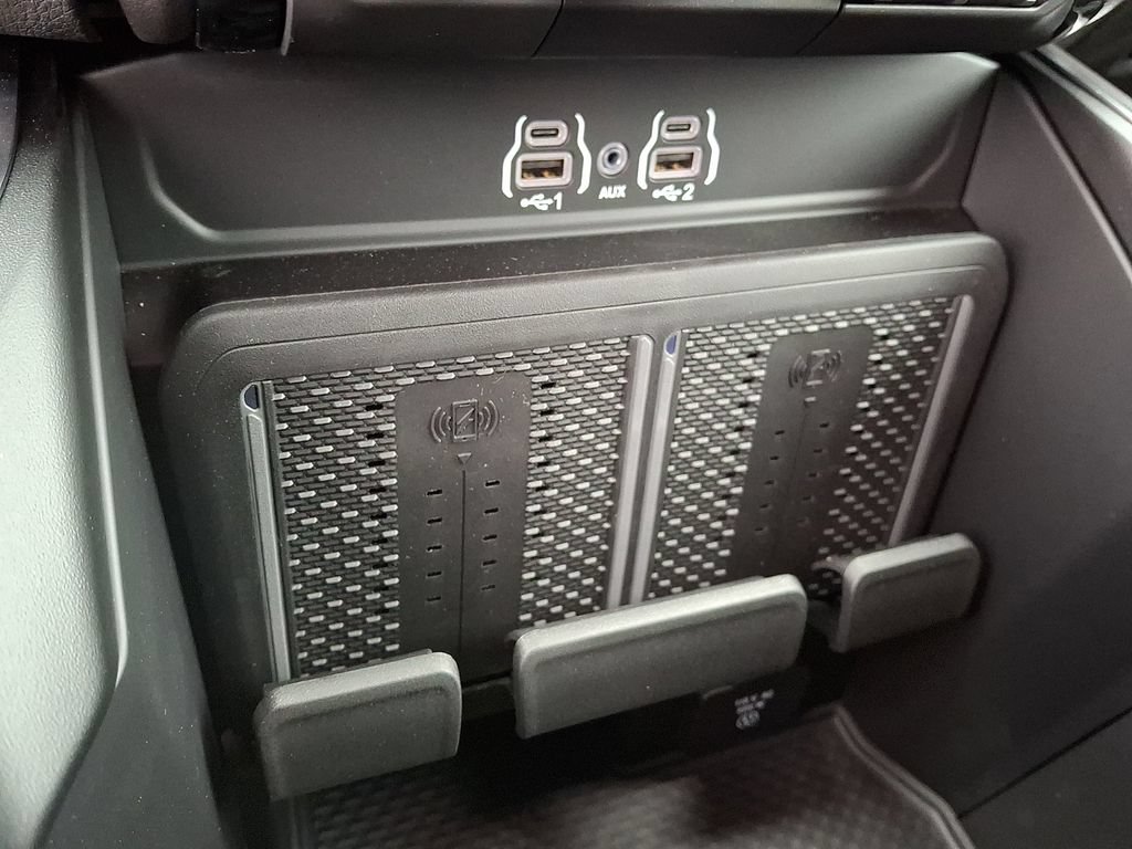 New 2026 RAM 3500 Big Horn AWD/4WD image 17