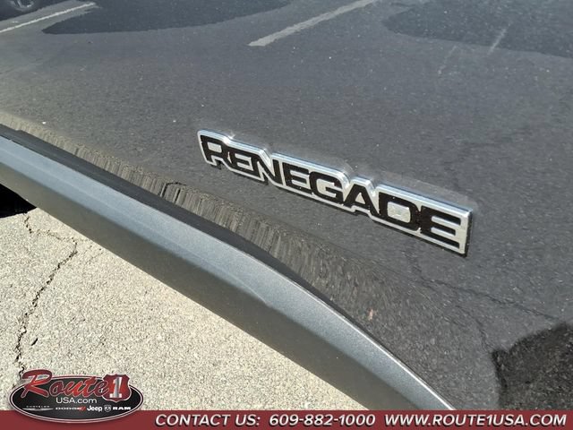 Used 2023 Jeep Renegade Latitude AWD/4WD image 11