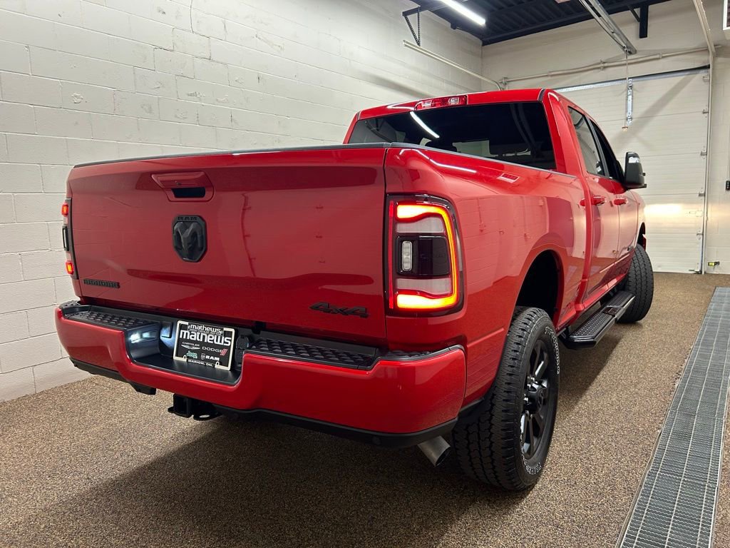 Used 2024 RAM 2500 Big Horn w/ Night Edition AWD/4WD image 2