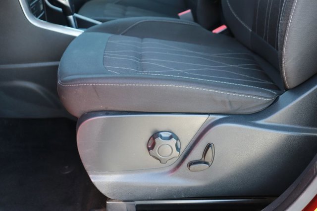 Used 2019 Ford EcoSport SE w/ SE Convenience Package image 11