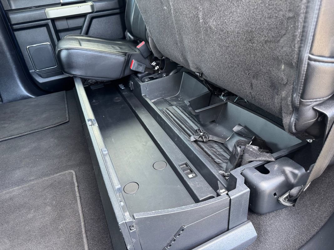 Used 2020 Ford F250 Lariat w/ Lariat Value Package image 32