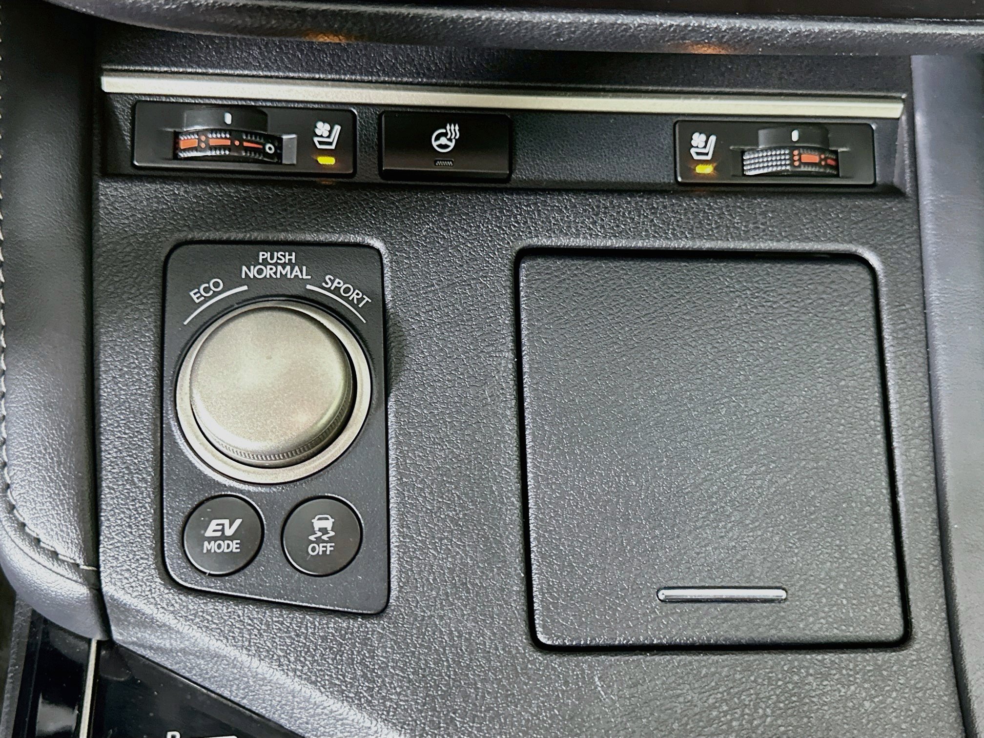 Used 2018 Lexus ES 300h w/ Navigation Package FWD image 26
