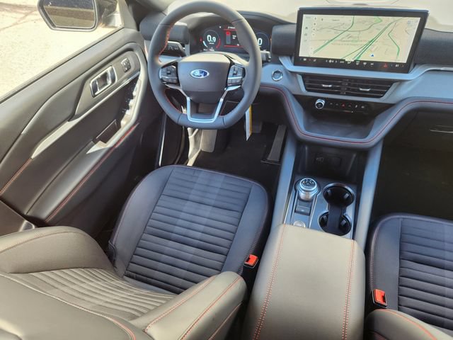 New 2026 Ford Explorer ST-Line w/ ST-Line Street Pack AWD/4WD image 10