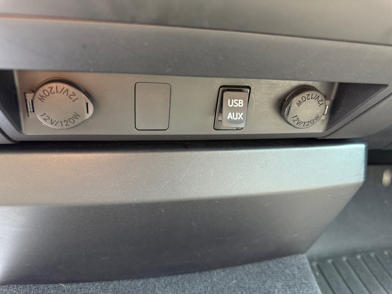 Used 2014 Toyota Tundra SR AWD/4WD image 31