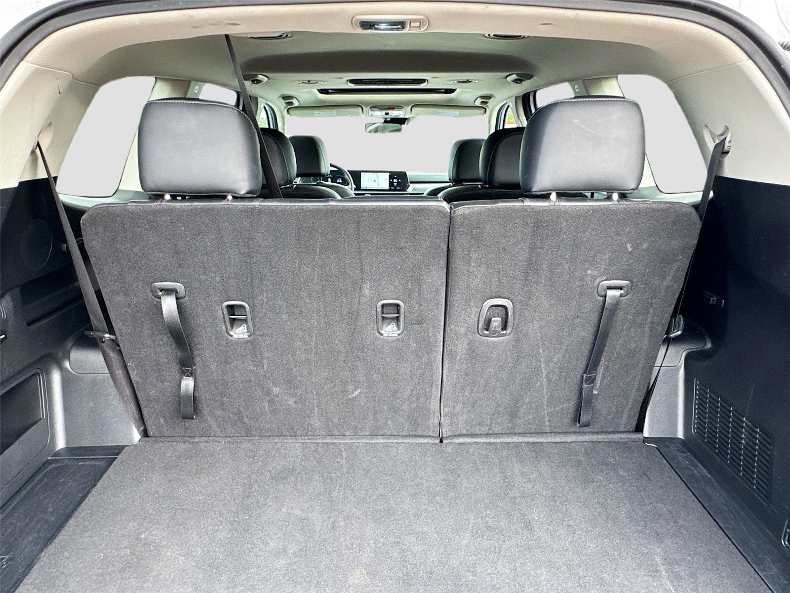 Used 2025 Kia Telluride S image 26