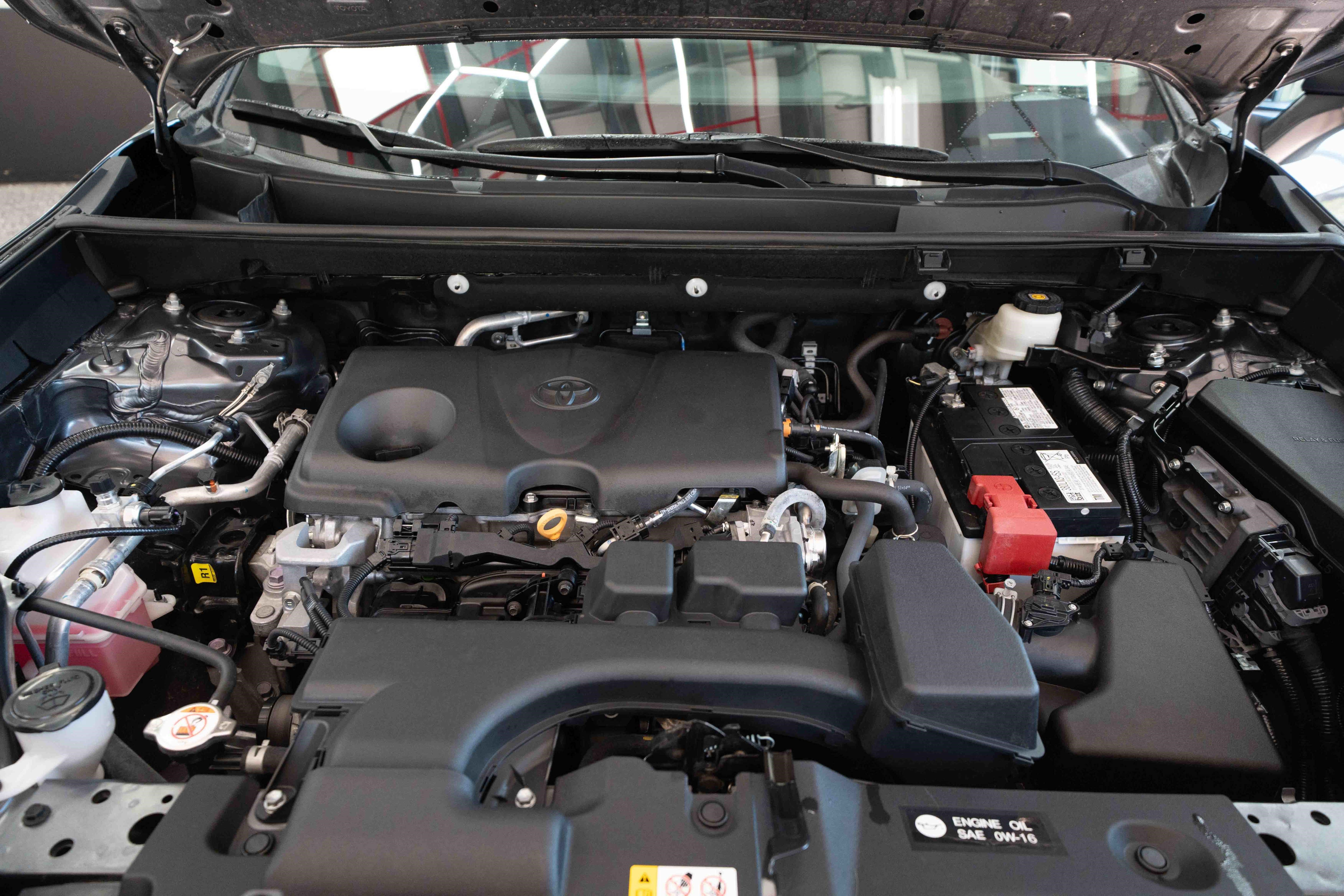Used 2022 Toyota RAV4 LE AWD/4WD image 31