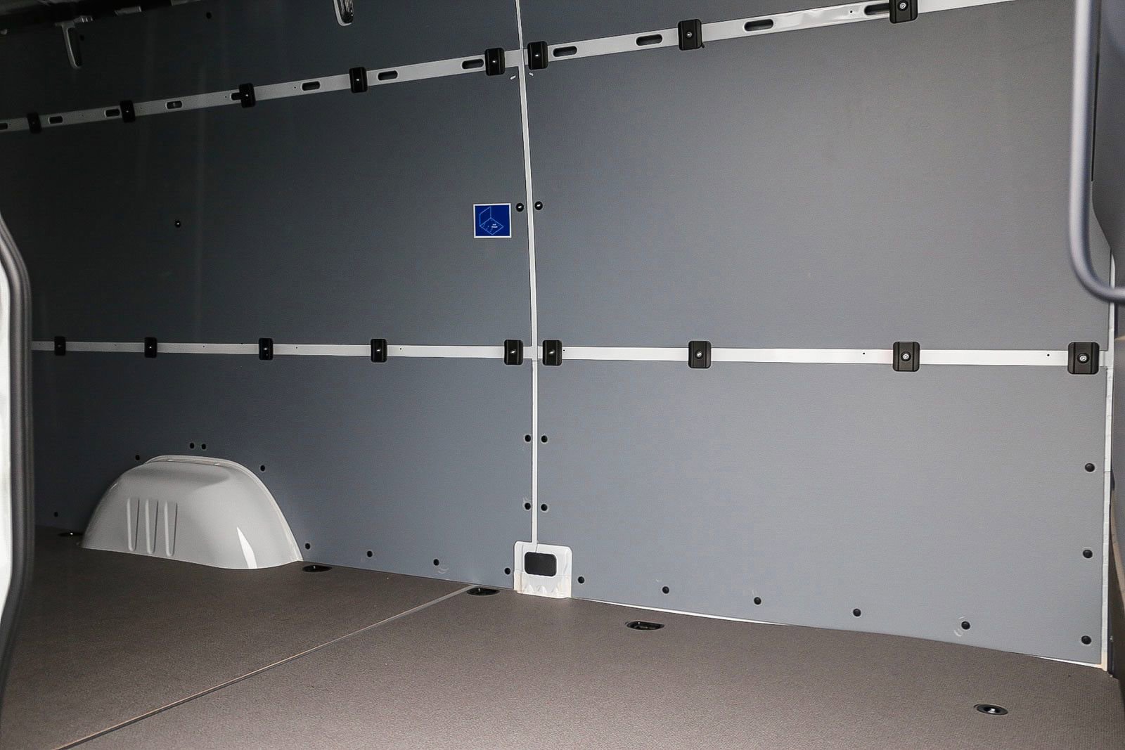 New 2024 Mercedes-Benz eSprinter 170 Cargo image 16