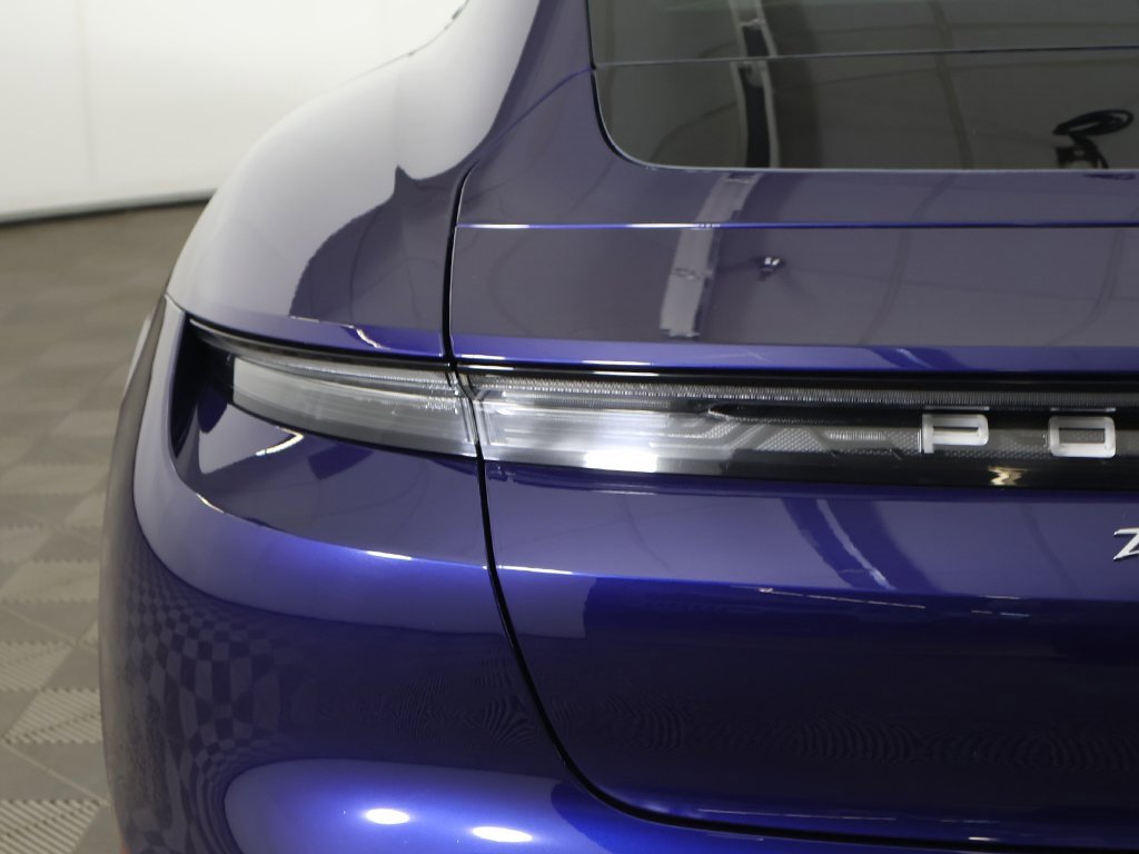 Used 2021 Porsche Taycan Turbo image 18