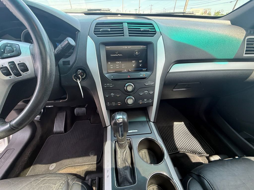 Used 2012 Ford Explorer XLT FWD image 15