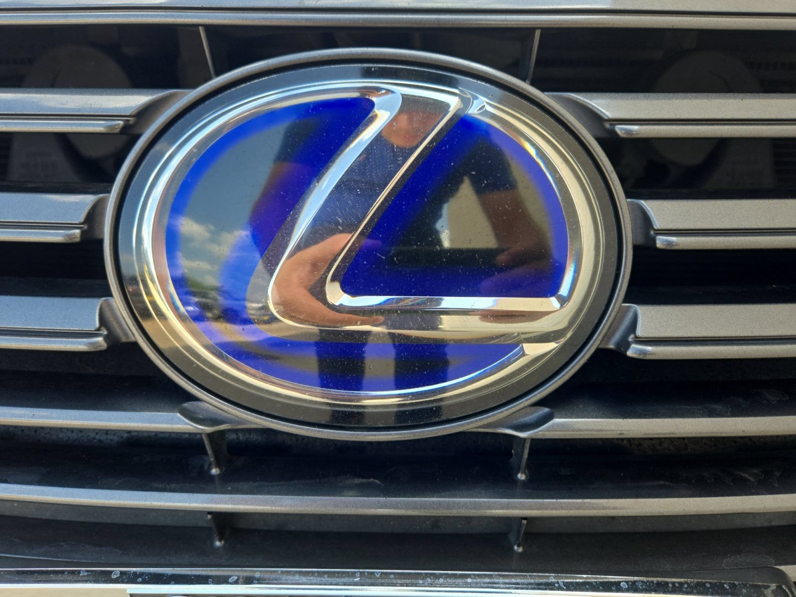 Used 2017 Lexus ES 300h FWD image 11