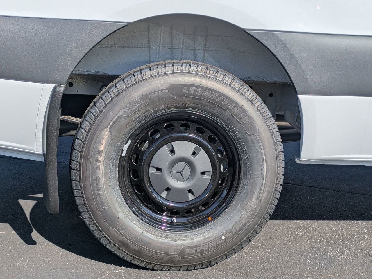 New 2026 Mercedes-Benz Sprinter 144 Cargo image 9