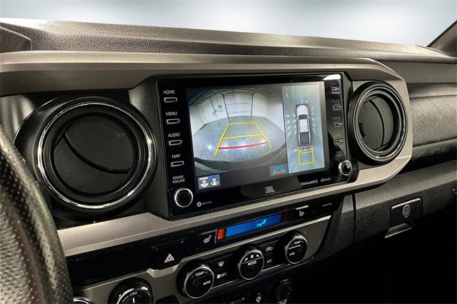 Used 2021 Toyota Tacoma Limited image 16