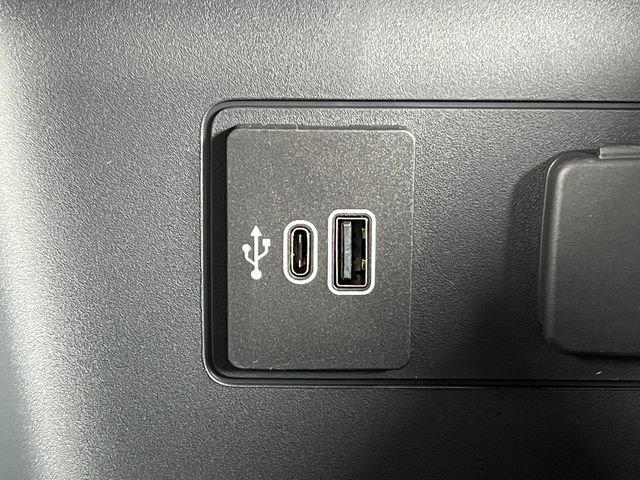 New 2026 Ford Explorer ST-Line w/ ST-Line Street Pack image 32