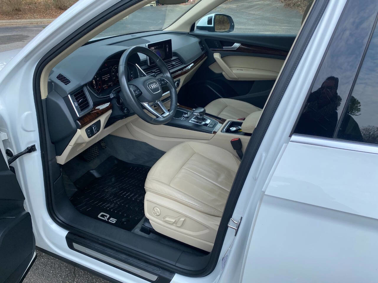 Used 2018 Audi Q5 2.0T Premium Plus AWD/4WD image 11