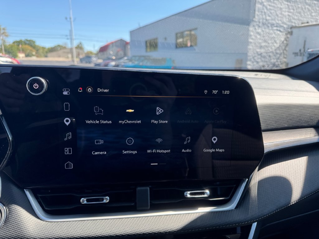 Used 2026 Chevrolet Equinox LT AWD/4WD image 19
