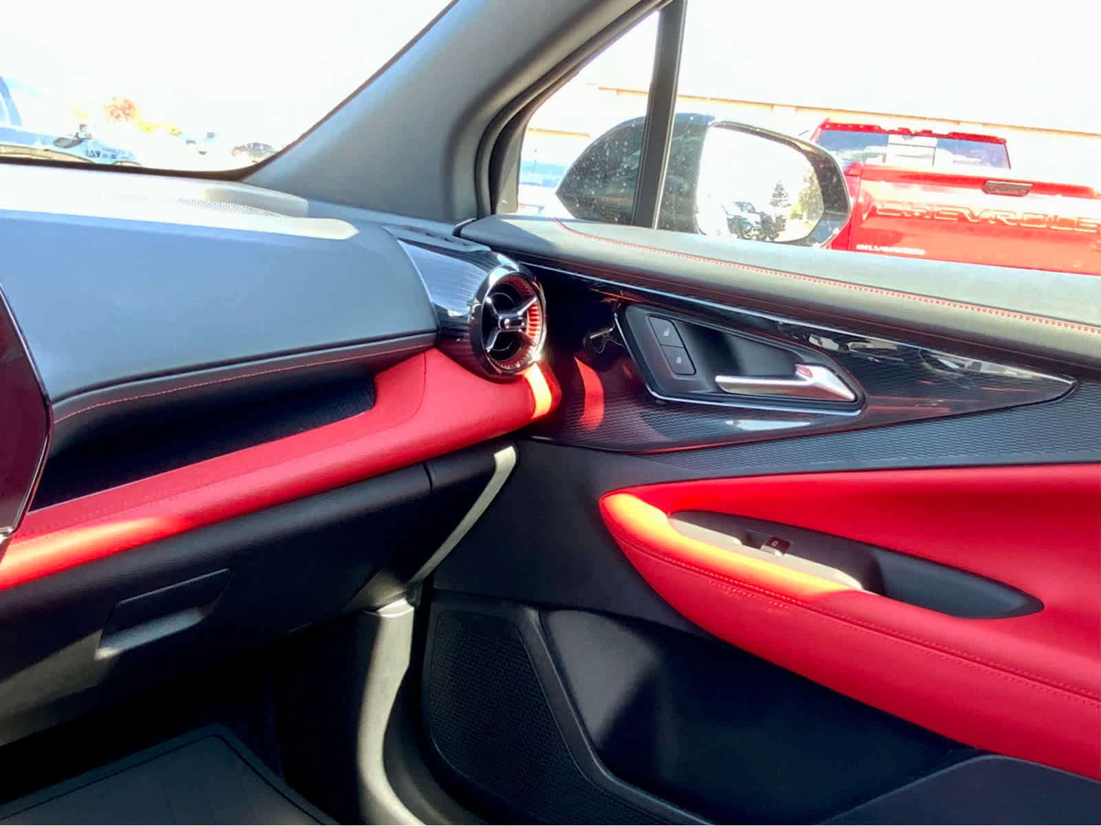 New 2025 Chevrolet Blazer EV RS image 38