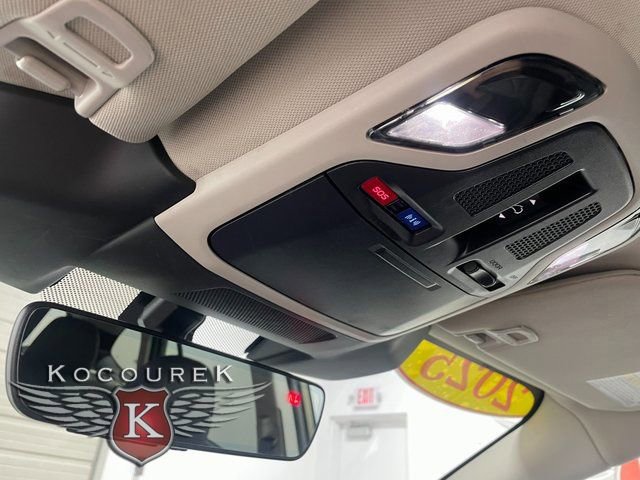 Used 2025 Subaru Outback Onyx Edition image 18