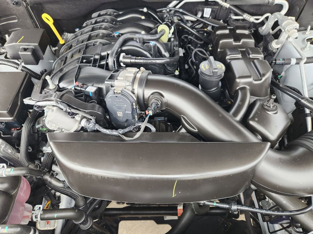 Used 2025 Dodge Durango GT w/ Blacktop Package AWD/4WD image 32