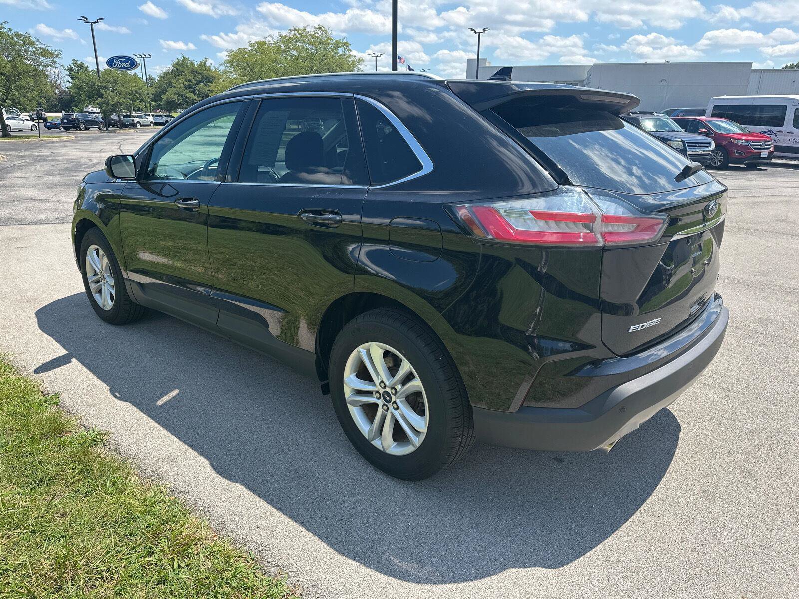 Certified 2019 Ford Edge SEL w/ Equipment Group 201A AWD/4WD image 12